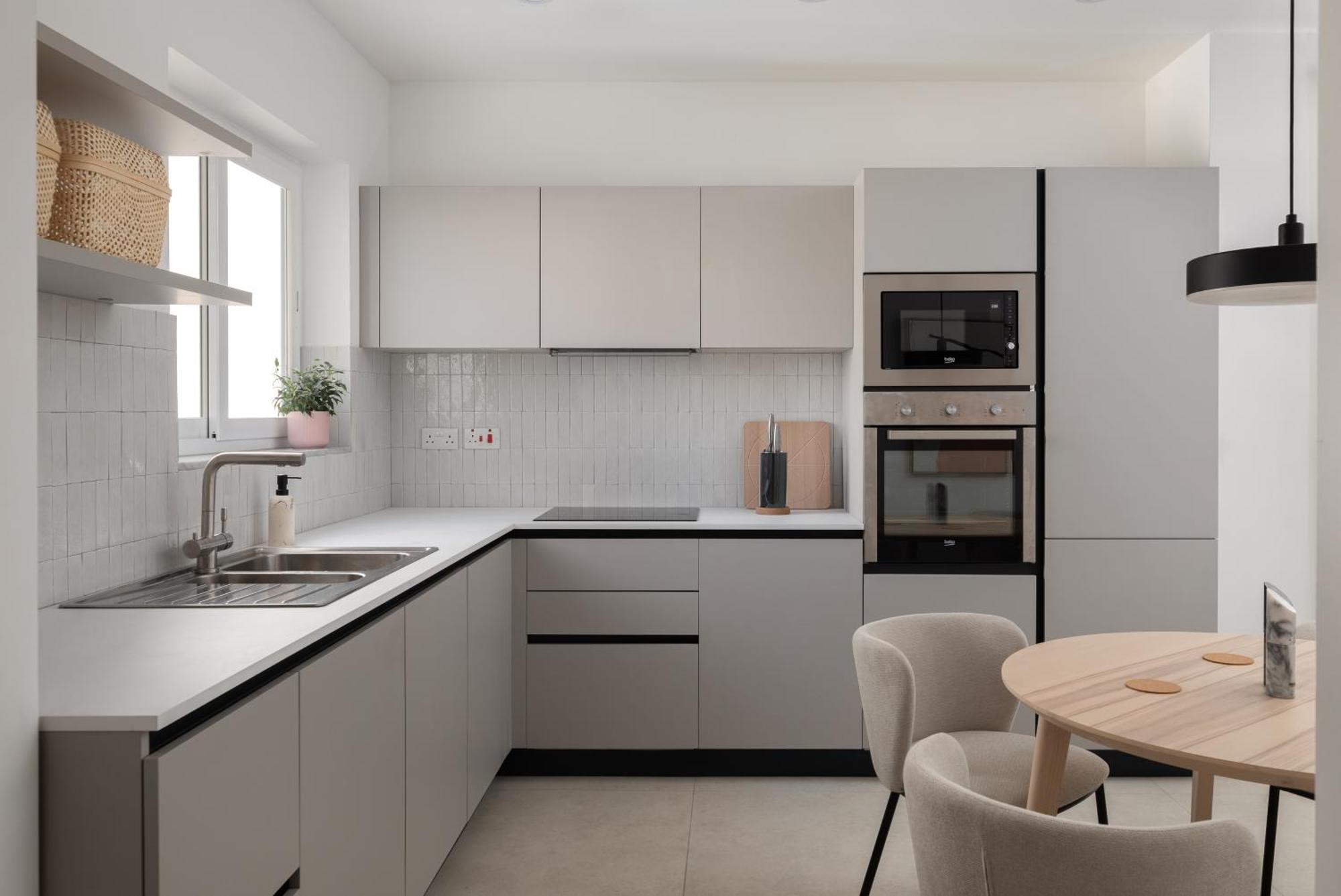 Modern 2br With Outside Furniture - Close To Sliema, Saint Julians & Valletta *