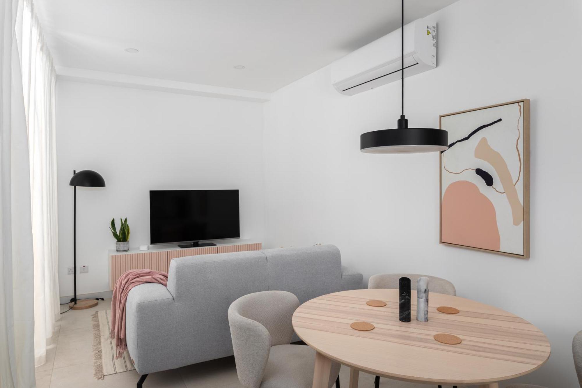 Modern 2br With Outside Furniture - Close To Sliema, Saint Julians & Valletta مسيدا