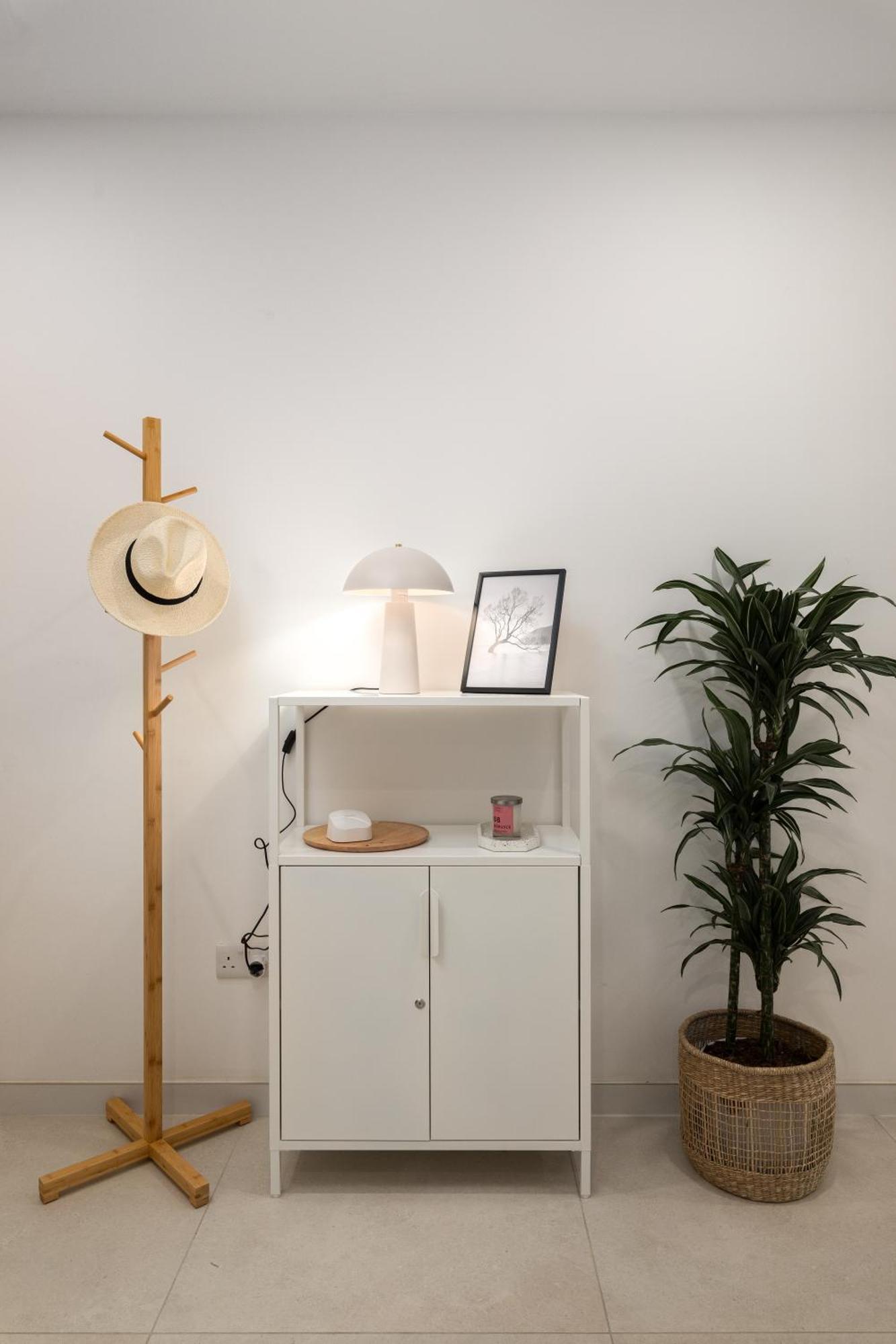 Modern 2br With Outside Furniture - Close To Sliema, Saint Julians & Valletta
