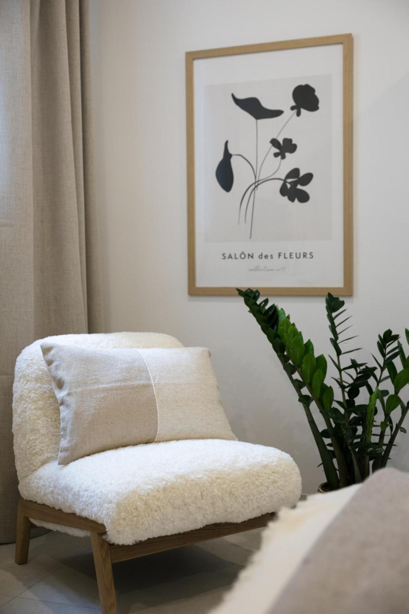 Modern 2br With Outside Furniture - Close To Sliema, Saint Julians & Valletta *