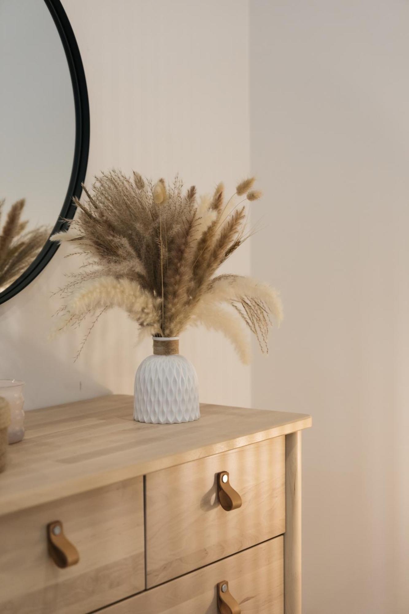 Modern 2br With Outside Furniture - Close To Sliema, Saint Julians & Valletta شقة