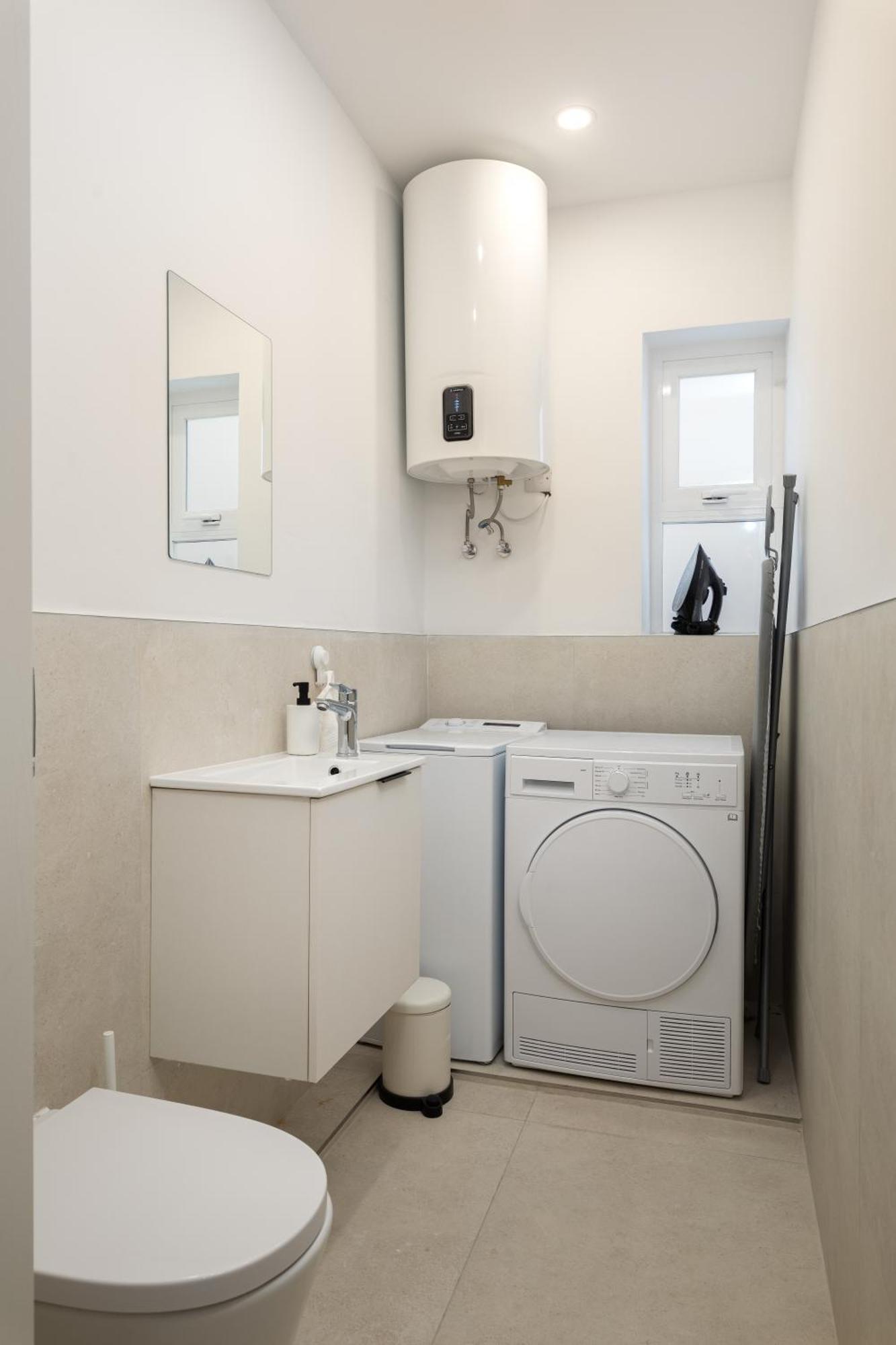 Modern 2br With Outside Furniture - Close To Sliema, Saint Julians & Valletta شقة مسيدا